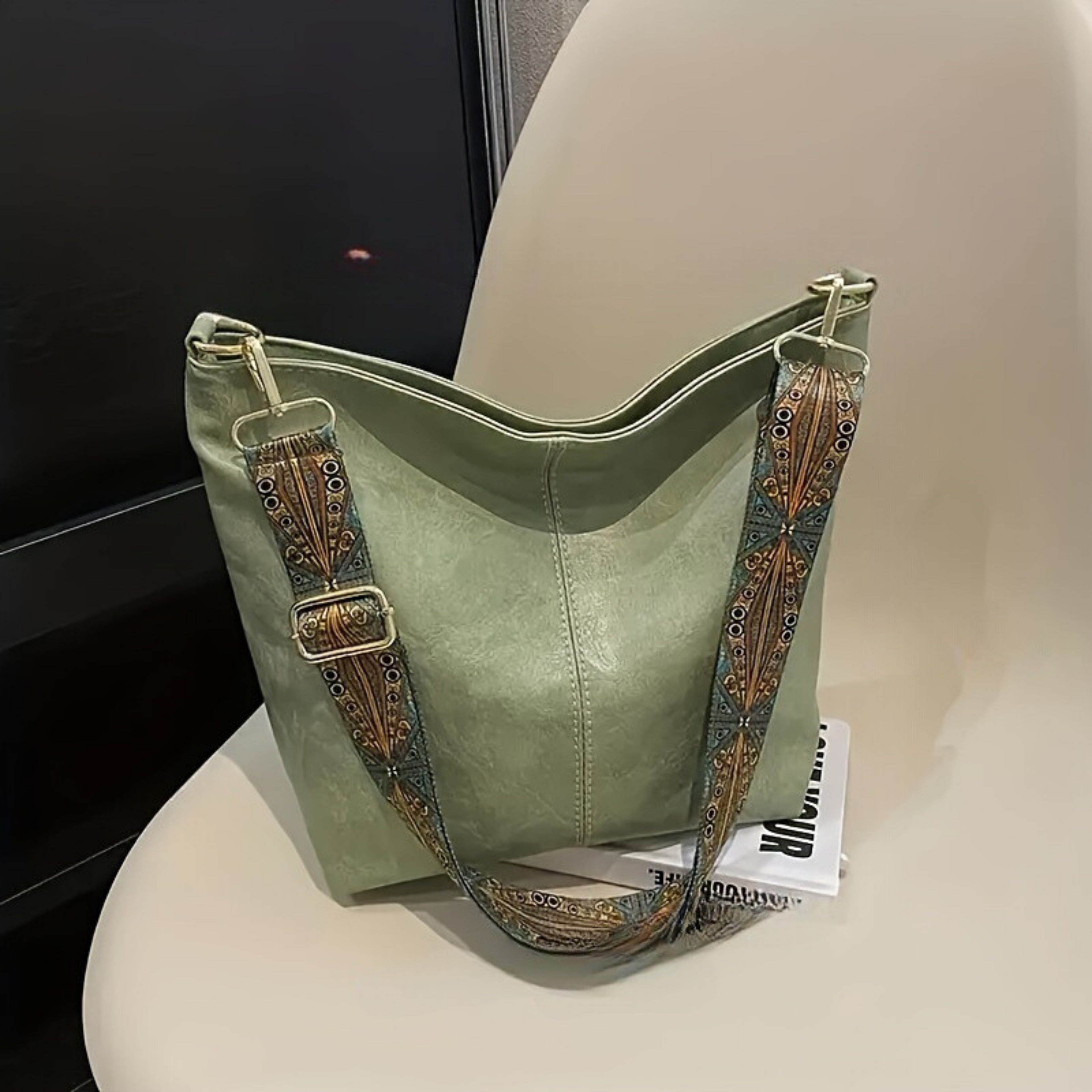 Waterproof Leather Handbag – Stylish Accessory, Everyday Use