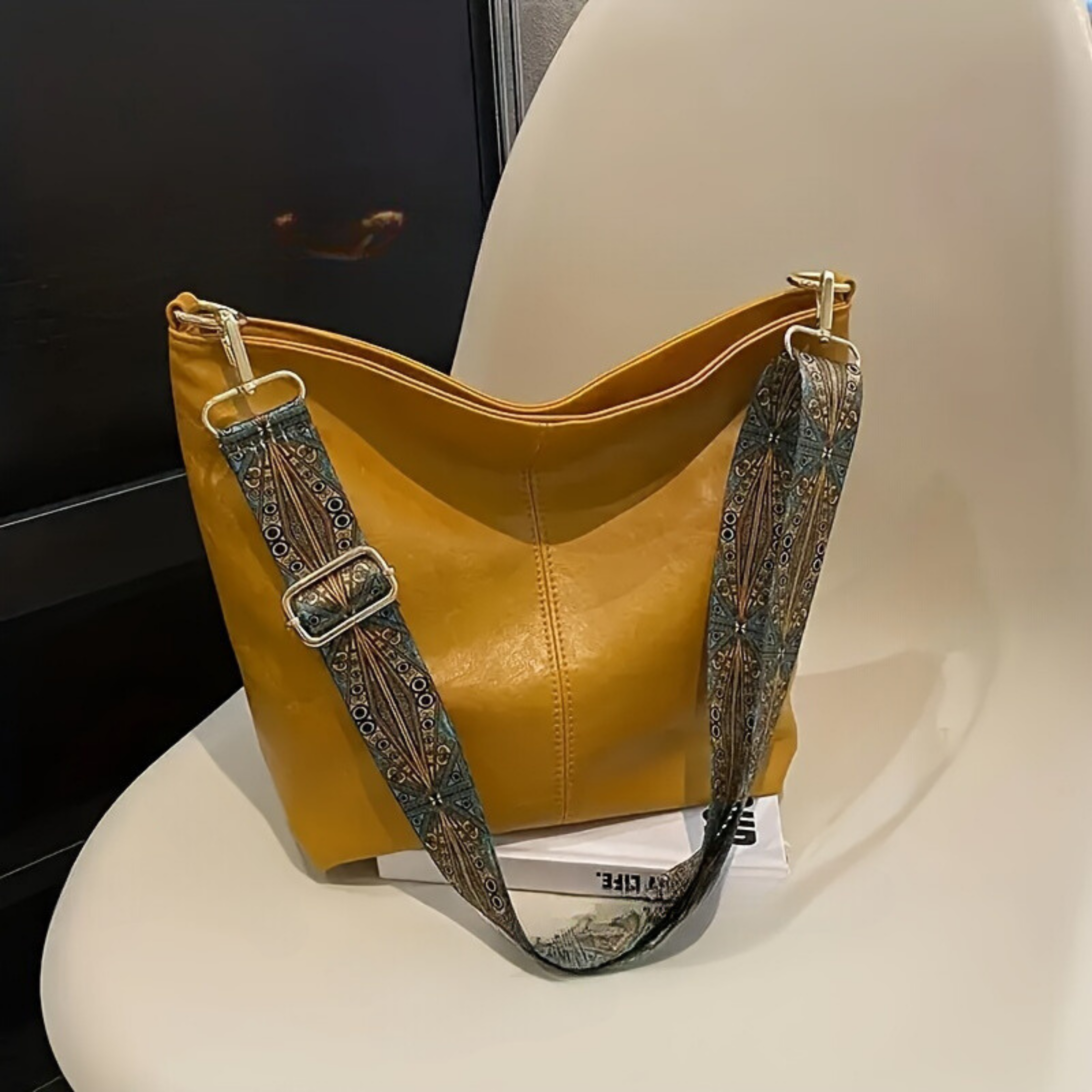 Waterproof Leather Handbag – Stylish Accessory, Everyday Use